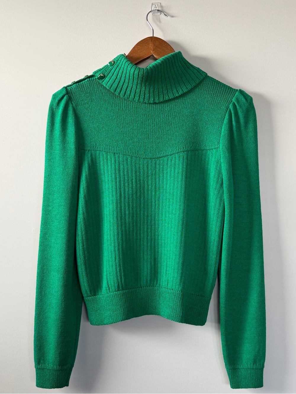 Vintage St John Ribbed Turtleneck Sweater Kelly Green Gold Button Size Small - Picture 7 of 15